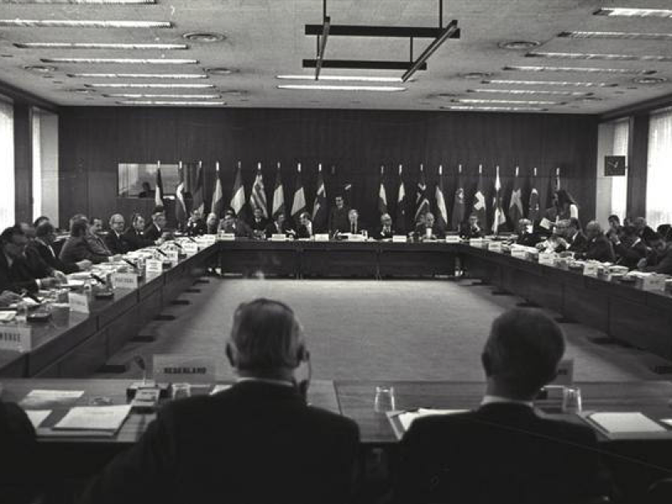 Delegates signing the ECMWF Convention