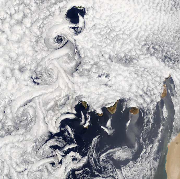 Orographic disturbances created over the mountainous Canary Islands