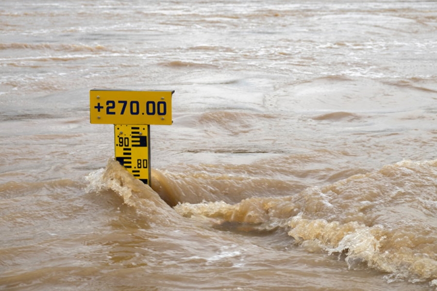 River level gauge in fast-flowing current